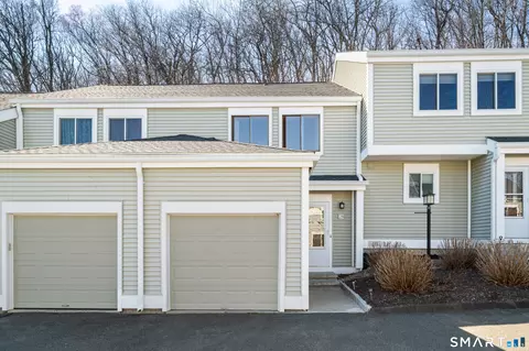 28 Eagle Rock Hl #28, Bethel, CT 06801