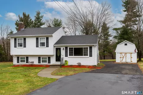 15 Anna Dr, Wallingford, CT 06492