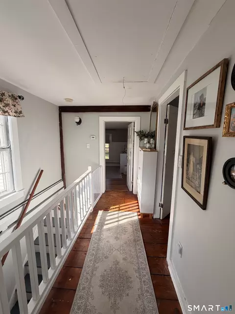 Entry Way - 89 S End Ave, Durham, CT 06422 photo 2 of 2