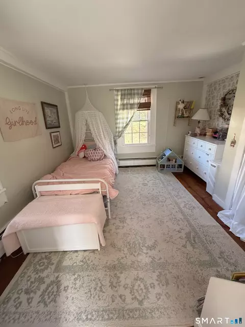 Bedroom - 89 S End Ave, Durham, CT 06422 photo 1 of 2