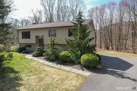 22 Jotham Rd, New Milford, CT 06776