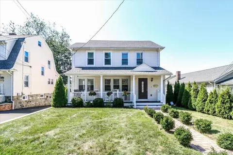 1073 Shippan Ave, Stamford, CT 06902