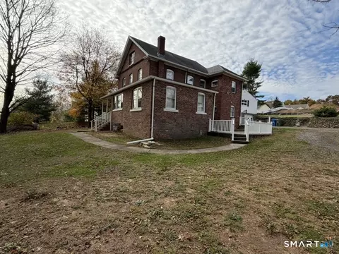 2964 State St, Hamden, CT 06517