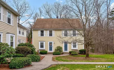30 Hubbard Run Dr #30, Glastonbury, CT 06033