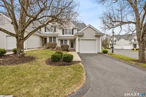 1805 Cypress Dr #1805, Danbury, CT 06810