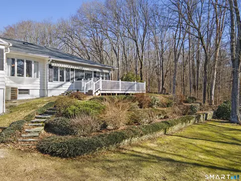 Exterior - 7 Bonneville St, Killingly, CT 06239 photo 4 of 9
