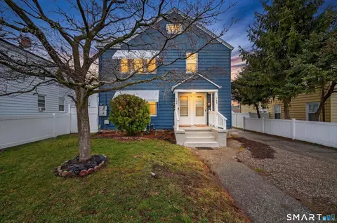 150 Gurdon St, Bridgeport, CT 06606