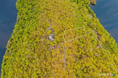 64 Skyline Dr, Sherman, CT 06784