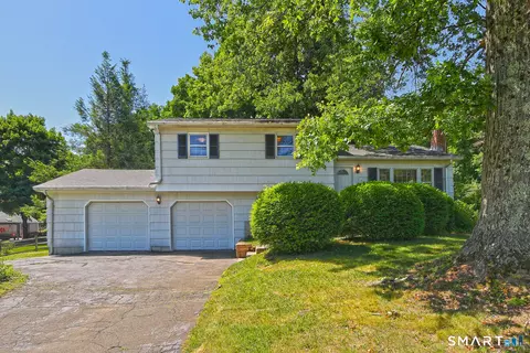 850 Choate Ave, Hamden, CT 06518