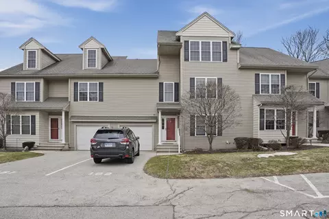 74 Perry St #183, Putnam, CT 06260