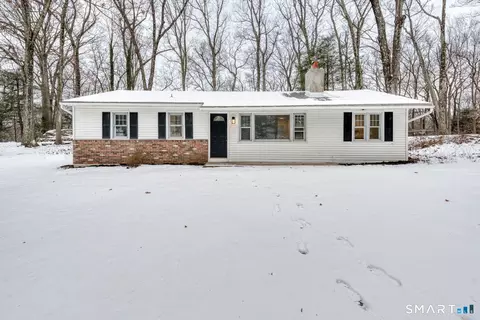 368 Candlewood Lake Rd N, New Milford, CT 06776