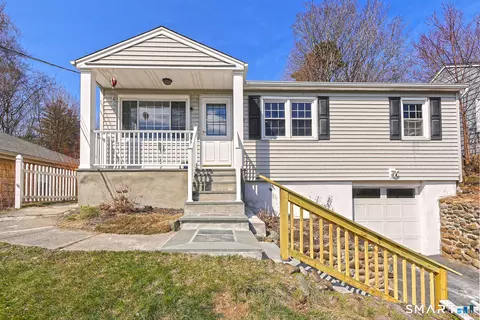 110 Bellevue Ave, West Haven, CT 06516