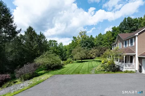 Exterior - 82 Valley Rd, Cornwall, CT 06796 photo 4 of 6