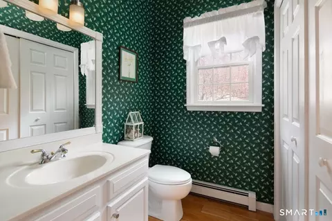 Bath - 82 Valley Rd, Cornwall, CT 06796 photo 1 of 4