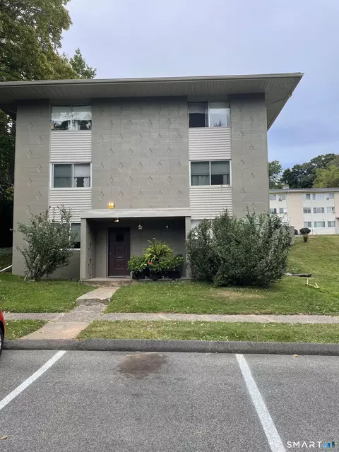 311 S Elm St #A, Wallingford, CT 06492