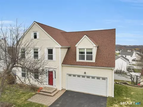 58 Morning Glory Dr, Middletown, CT 06457