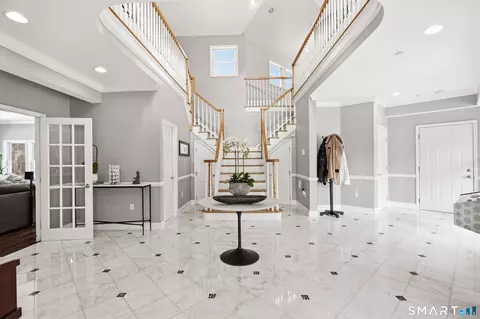 Entry Way - 74 Black Rock Tpke, Redding, CT 06896 photo 2 of 4