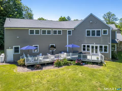 Exterior - 74 Black Rock Tpke, Redding, CT 06896 photo 3 of 3