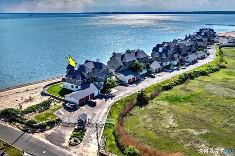 2 Old Town Hwy #2, East Haven, CT 06512