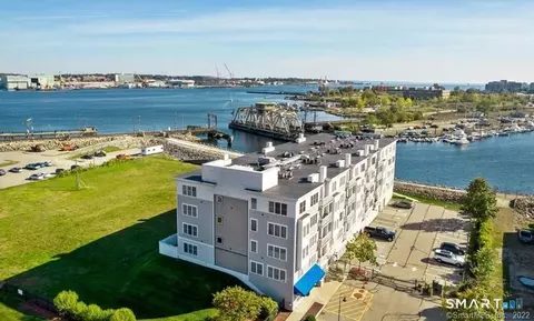 400 Bank St #104, New London, CT 06320