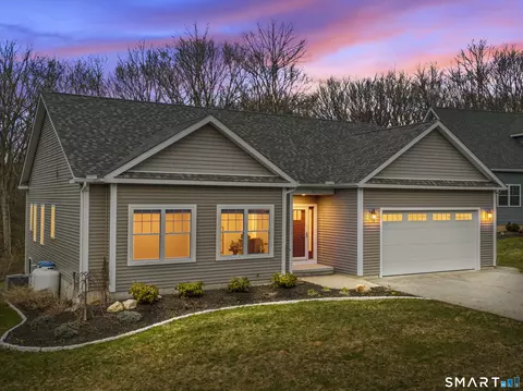 11 Kaatskill Ln, Niantic, CT 06357