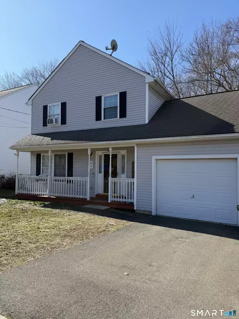 61 Victoria Ct, Hamden, CT 06514