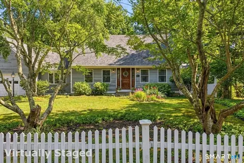 21 Four Mile River Rd, Old Lyme, CT 06371