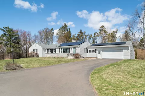 347 Amity Rd, Bethany, CT 06524