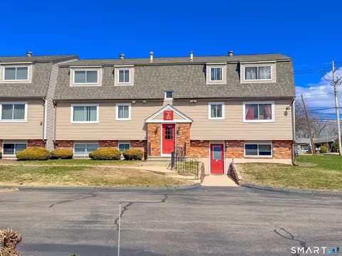 17 Evergreene Rd #17, Wallingford, CT 06492