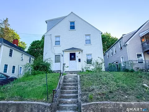 10 Edgewood St, Bristol, CT 06010