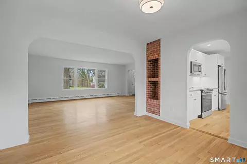 Living - 331 Colonel Ledyard Hwy, Ledyard, CT 06339 photo 6 of 6