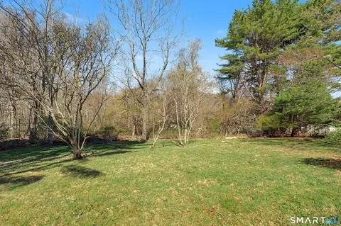 Exterior - 331 Colonel Ledyard Hwy, Ledyard, CT 06339 photo 3 of 5