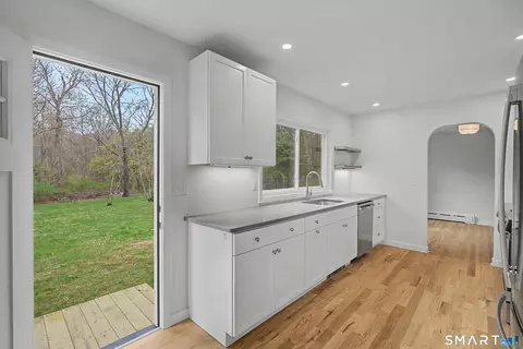 Kitchen - 331 Colonel Ledyard Hwy, Ledyard, CT 06339 photo 5 of 7