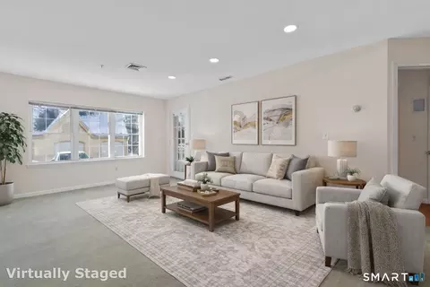 75 Washington Ave #5-104, Hamden, CT 06518