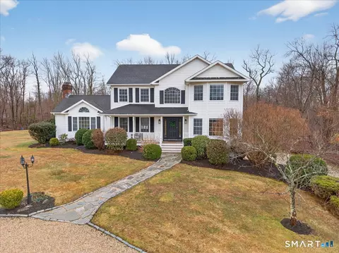22 Emerald Ln, Bethany, CT 06524