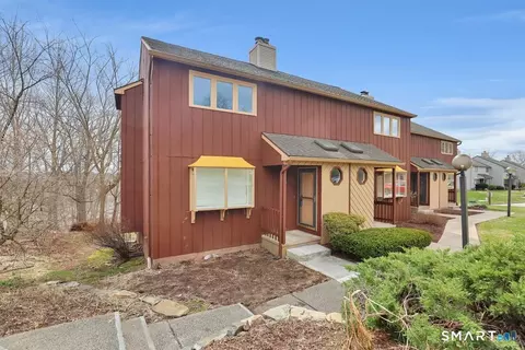 108 Skyview Dr #108, Cromwell, CT 06416