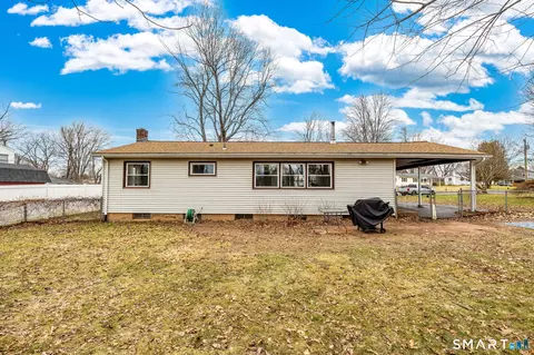 Exterior - 32 Jackson Rd, Enfield, CT 06082 photo 8 of 12