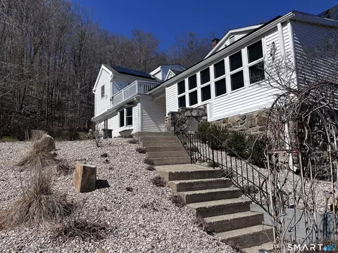 134 Oneil Rd, Oxford, CT 06478