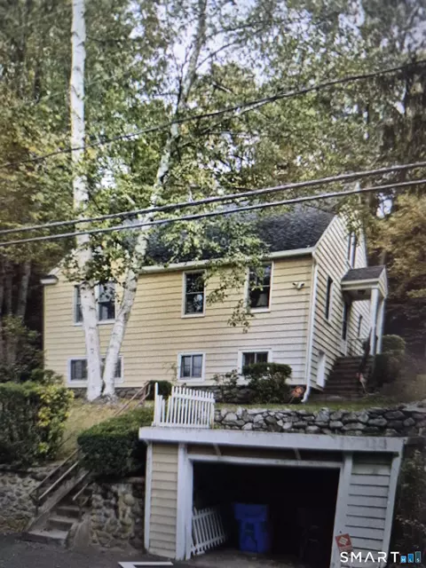 314 Porter Ave, Middlebury, CT 06762