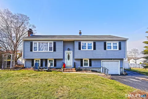 6 Mount Pleasant Rd, West Haven, CT 06516