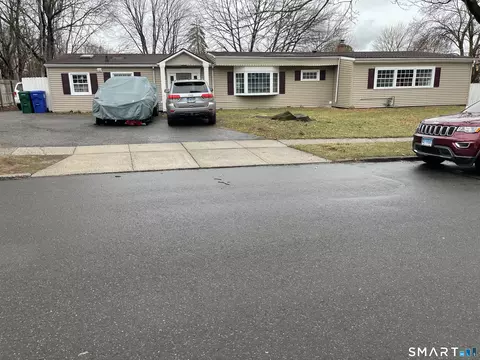 430 Albert Ave, Stratford, CT 06614