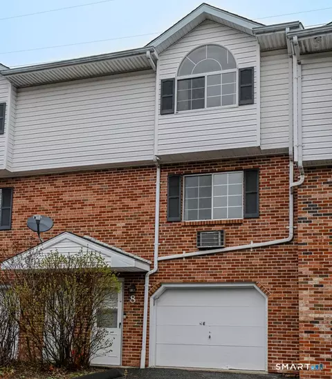 24 Blueridge Dr #L8, Waterbury, CT 06704