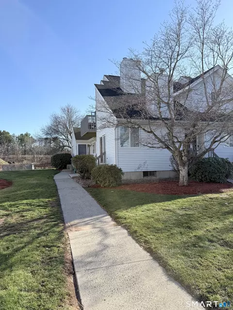806 Hartford Rd #C, Manchester, CT 06040