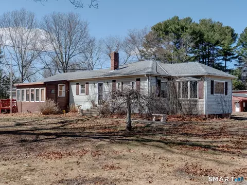 128 Tarbox Rd, Plainfield, CT 06374