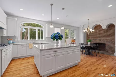 Kitchen - 64 Webster Point Rd, Madison, CT 06443 photo 2 of 4