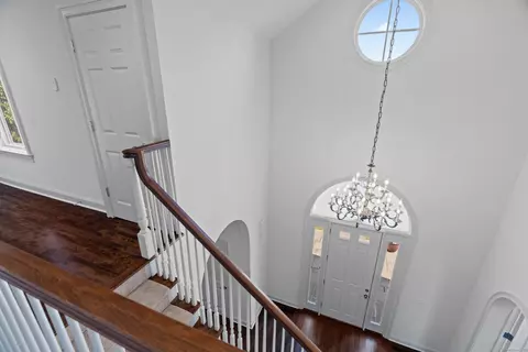 Entry Way - 64 Webster Point Rd, Madison, CT 06443 photo 3 of 3
