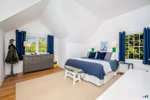 Bedroom - 4 Seagate Rd, Darien, CT 06820 photo 4 of 6