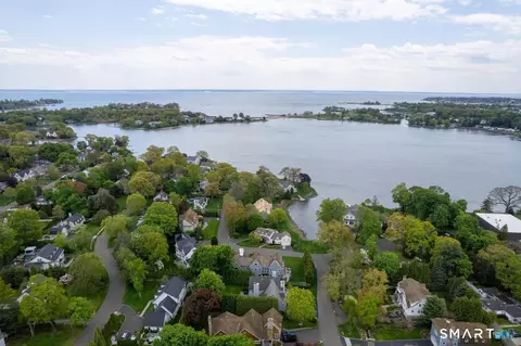 View/Area - 4 Seagate Rd, Darien, CT 06820 photo 3 of 3