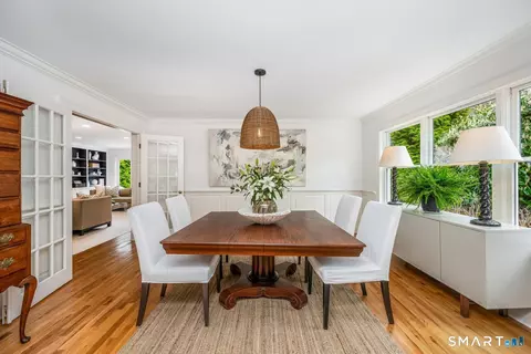 Dining - 4 Seagate Rd, Darien, CT 06820 photo 1 of 2
