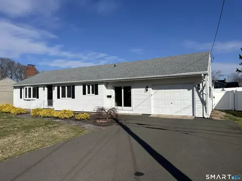 11 York Rd, Berlin, CT 06037